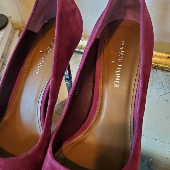 Donald J Pliner suede heels - Picture 4 of 8